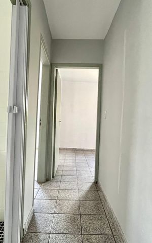 Apartamento para alugar com 72m², 2 quartos e sem vaga Apartamento para alugar com 72m², 2 quartos e sem vagaCorredor