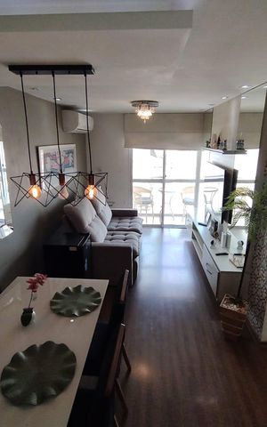 Apartamento à venda com 157m², 4 quartos e 2 vagas Apartamento à venda com 157m², 4 quartos e 2 vagasSala