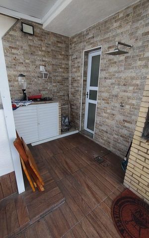 Apartamento à venda com 157m², 4 quartos e 2 vagas Apartamento à venda com 157m², 4 quartos e 2 vagasÁrea externa