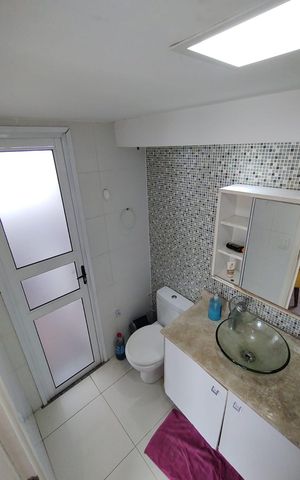 Apartamento à venda com 157m², 4 quartos e 2 vagas Apartamento à venda com 157m², 4 quartos e 2 vagasBanheiro