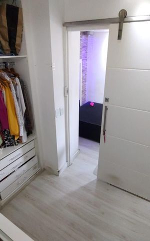 Apartamento à venda com 157m², 4 quartos e 2 vagas Apartamento à venda com 157m², 4 quartos e 2 vagasCloset
