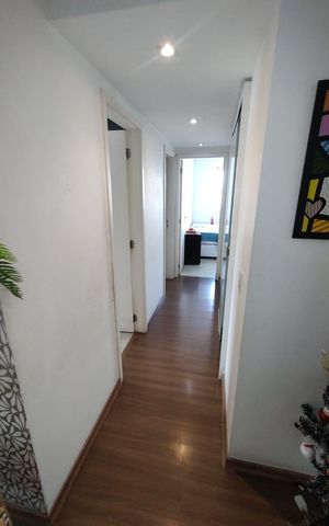 Apartamento à venda com 157m², 4 quartos e 2 vagas Apartamento à venda com 157m², 4 quartos e 2 vagasCorredor