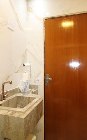 Casa para alugar com 150m², 3 quartos e 1 vagaBanheiro