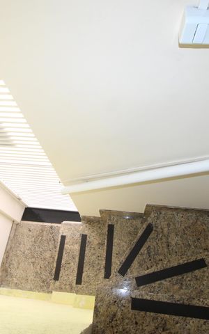 Casa para alugar com 150m², 3 quartos e 1 vagaEscada