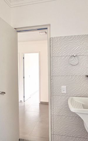 Casa de condomínio para alugar com 41m², 2 quartos e sem vaga Casa de condomínio para alugar com 41m², 2 quartos e sem vagaBanheiro e Área de serviço
