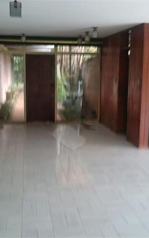 Casa à venda com 380m², 4 quartos e 20 vagas