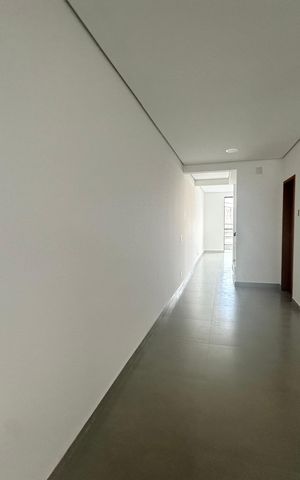 Casa à venda com 204m², 3 quartos e 4 vagasSala