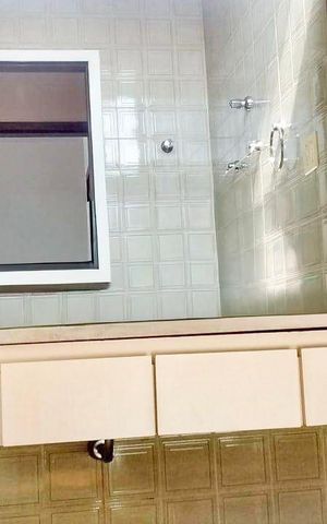 Apartamento à venda com 80m², 2 quartos e 1 vagabanho