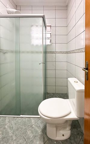 Casa para alugar com 133m², 2 quartos e 3 vagas Casa para alugar com 133m², 2 quartos e 3 vagasBanheiro Social