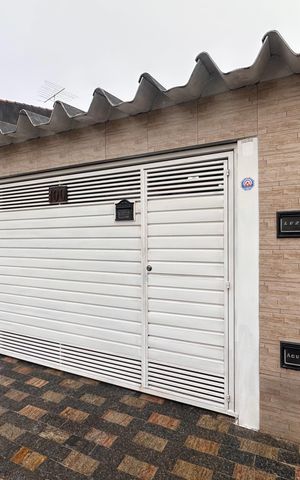Casa para alugar com 133m², 2 quartos e 3 vagas Casa para alugar com 133m², 2 quartos e 3 vagasGaragem