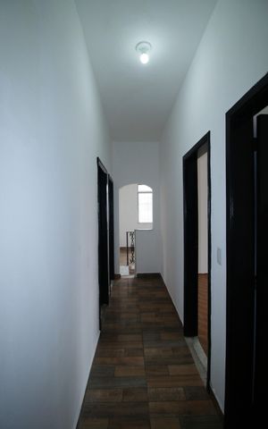 Casa para alugar com 160m², 2 quartos e 5 vagasCorredor