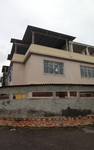 Casa para alugar com 160m², 2 quartos e 5 vagasFachada da casa