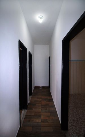 Casa para alugar com 160m², 2 quartos e 5 vagasCorredor