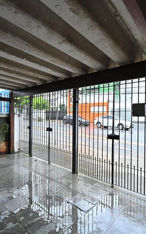Casa à venda com 255m², 3 quartos e 3 vagasGaragem