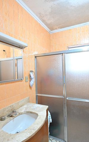 Casa à venda com 255m², 3 quartos e 3 vagasBanheiro Social