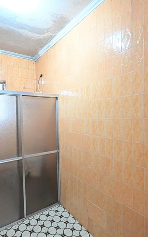 Casa à venda com 255m², 3 quartos e 3 vagasBanheiro Social