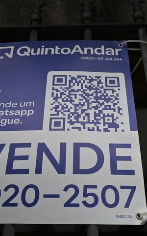 Casa à venda com 255m², 3 quartos e 3 vagasPlaquinha Vende Instalada 10/09/2026 Cod: KHDC-25