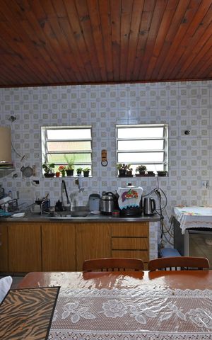 Casa à venda com 255m², 3 quartos e 3 vagasCozinha