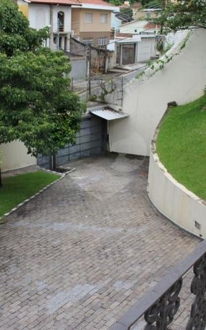 Casa à venda com 440m², 3 quartos e 6 vagas