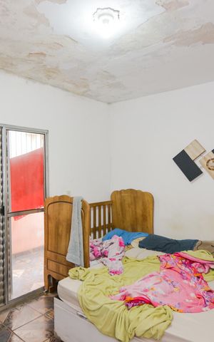 Casa à venda com 200m², 2 quartos e 2 vagasQuarto 2