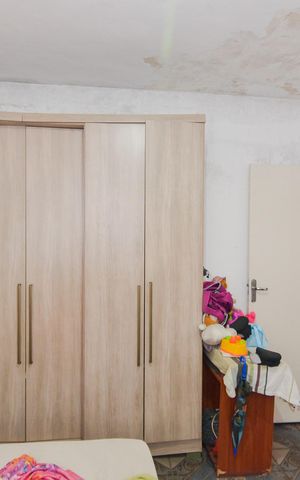 Casa à venda com 200m², 2 quartos e 2 vagasQuarto 2