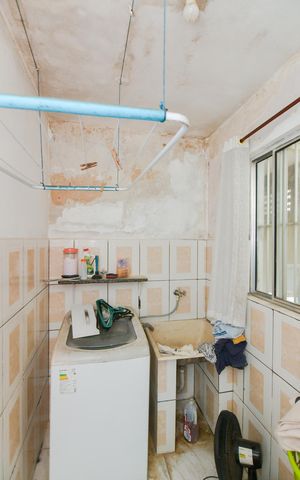Casa à venda com 200m², 2 quartos e 2 vagasÁrea de Serviço
