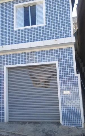 Casa à venda com 122m², 3 quartos e 2 vagas