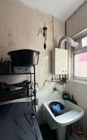 Apartamento à venda com 56m², 2 quartos e 1 vaga Apartamento à venda com 56m², 2 quartos e 1 vagaCozinha/Área de serviço