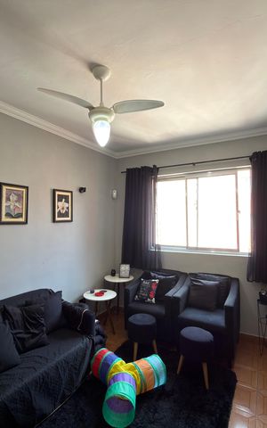 Apartamento à venda com 56m², 2 quartos e 1 vaga Apartamento à venda com 56m², 2 quartos e 1 vagaSala