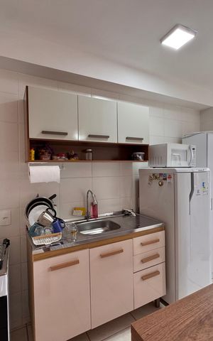 Apartamento para alugar com 55m², 2 quartos e 1 vaga Apartamento para alugar com 55m², 2 quartos e 1 vagaCozinha e Área de Serviço