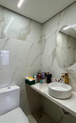 Apartamento para alugar com 77m², 2 quartos e 2 vagas Apartamento para alugar com 77m², 2 quartos e 2 vagasBanheiro do Quarto 1