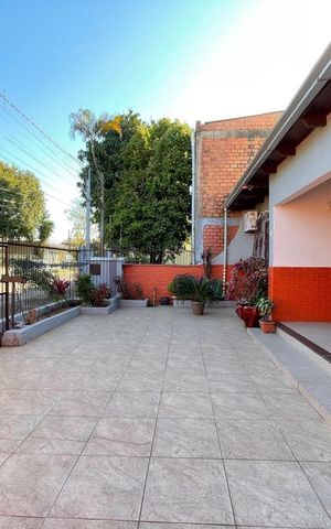 Casa à venda com 200m², 3 quartos e 2 vagas