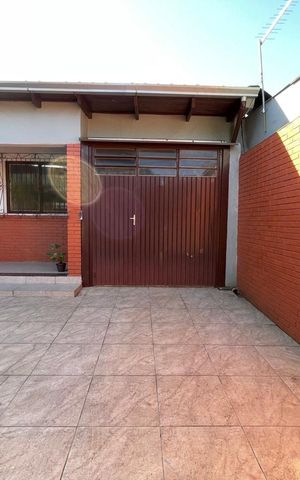 Casa à venda com 200m², 3 quartos e 2 vagas