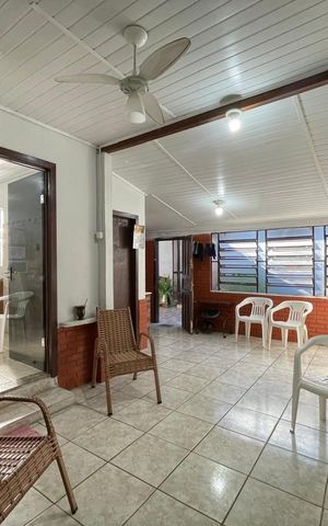 Casa à venda com 200m², 3 quartos e 2 vagas