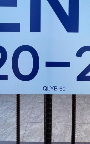 Casa à venda com 200m², 3 quartos e 2 vagas Casa à venda com 200m², 3 quartos e 2 vagasPlaca Instalada em 08/09/2026 - Cod.QLYB-60