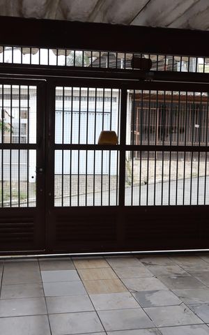 Casa à venda com 100m², 2 quartos e 2 vagasGaragem