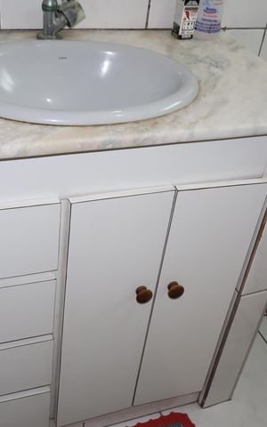 Casa à venda com 100m², 2 quartos e 2 vagasBanheiro