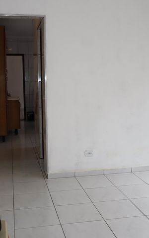 Casa à venda com 100m², 2 quartos e 2 vagasSala