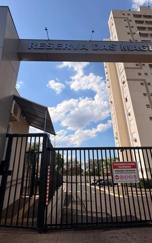Apartamento para alugar com 52m², 2 quartos e 1 vaga Apartamento para alugar com 52m², 2 quartos e 1 vagaFachada