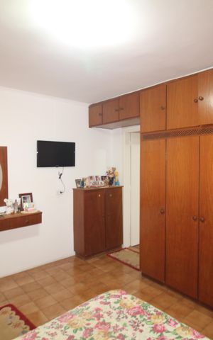 Casa à venda com 151m², 3 quartos e 2 vagasQuarto 1
