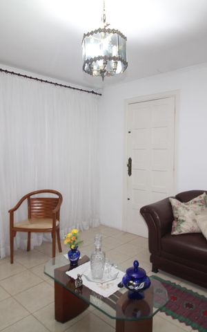 Casa à venda com 151m², 3 quartos e 2 vagasSala