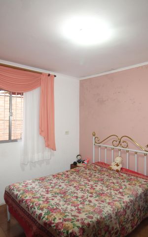 Casa à venda com 151m², 3 quartos e 2 vagasQuarto 1