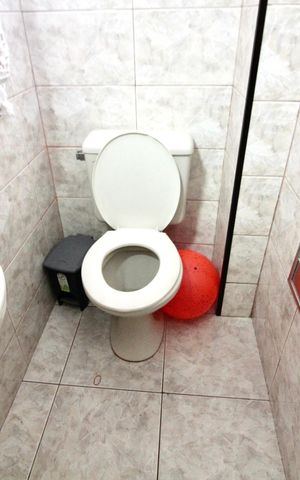 Casa à venda com 60m², 2 quartos e 1 vaga Casa à venda com 60m², 2 quartos e 1 vagaBanheiro 2