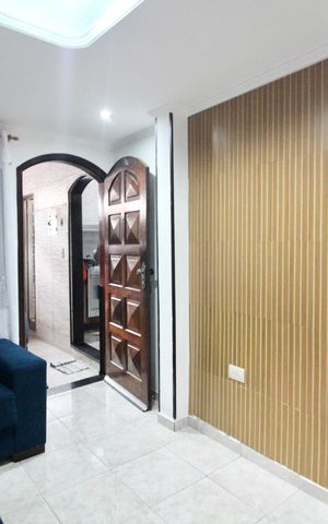 Casa à venda com 60m², 2 quartos e 1 vaga Casa à venda com 60m², 2 quartos e 1 vagaSala