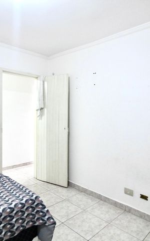Casa à venda com 60m², 2 quartos e 1 vaga Casa à venda com 60m², 2 quartos e 1 vagaQuarto 1