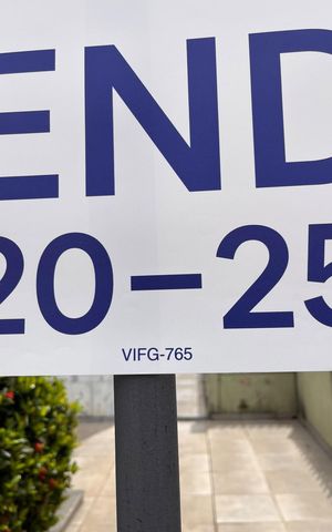 Apartamento à venda com 90m², 2 quartos e 1 vaga Apartamento à venda com 90m², 2 quartos e 1 vagaVIFG-765