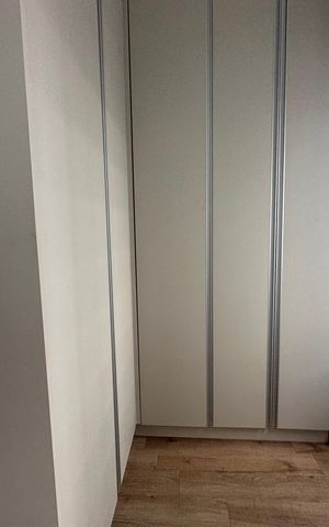 Apartamento para alugar com 48m², 1 quarto e 1 vaga Apartamento para alugar com 48m², 1 quarto e 1 vagaCloset do quarto