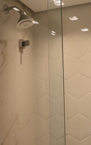 Apartamento para alugar com 70m², 2 quartos e 1 vaga Apartamento para alugar com 70m², 2 quartos e 1 vagaBanheiro Social
