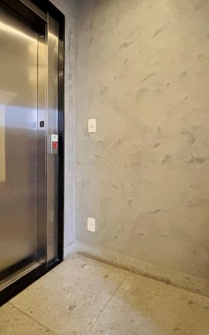Apartamento à venda com 78m², 1 quarto e sem vaga