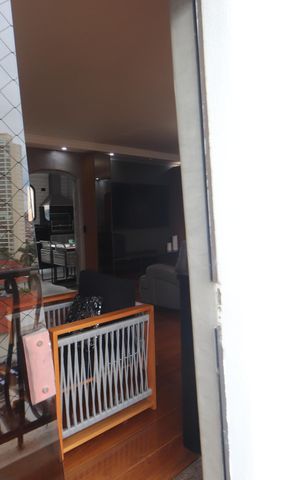 Apartamento à venda com 157m², 4 quartos e 2 vagasVaranda
